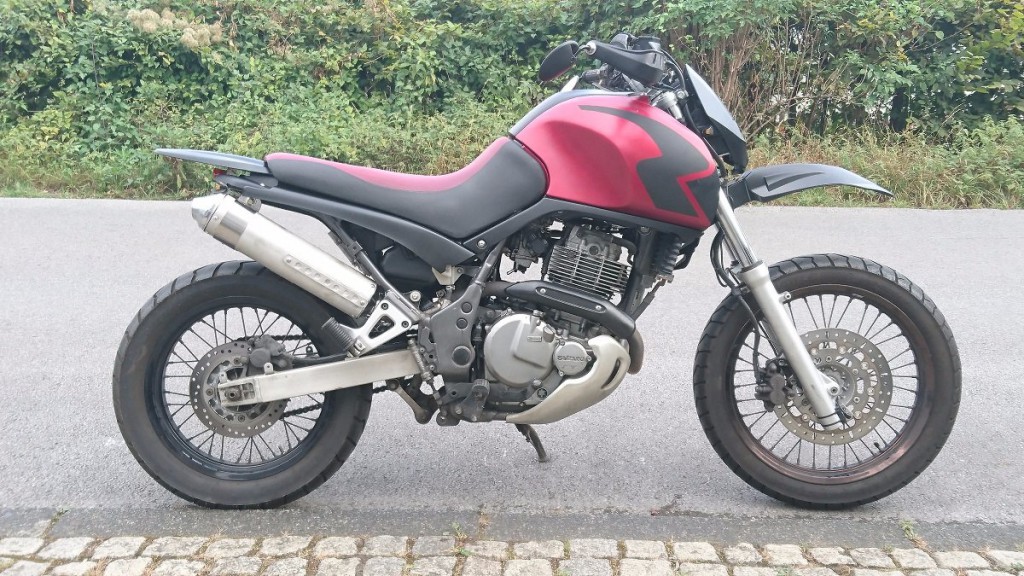 XF650SM.jpg