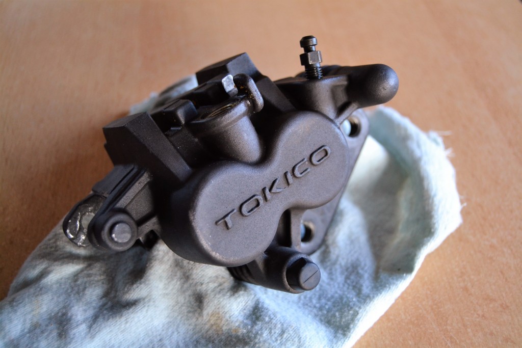 DSC_0001.JPG (1.19 MiB) 7129 mal betrachtet Bremssattel