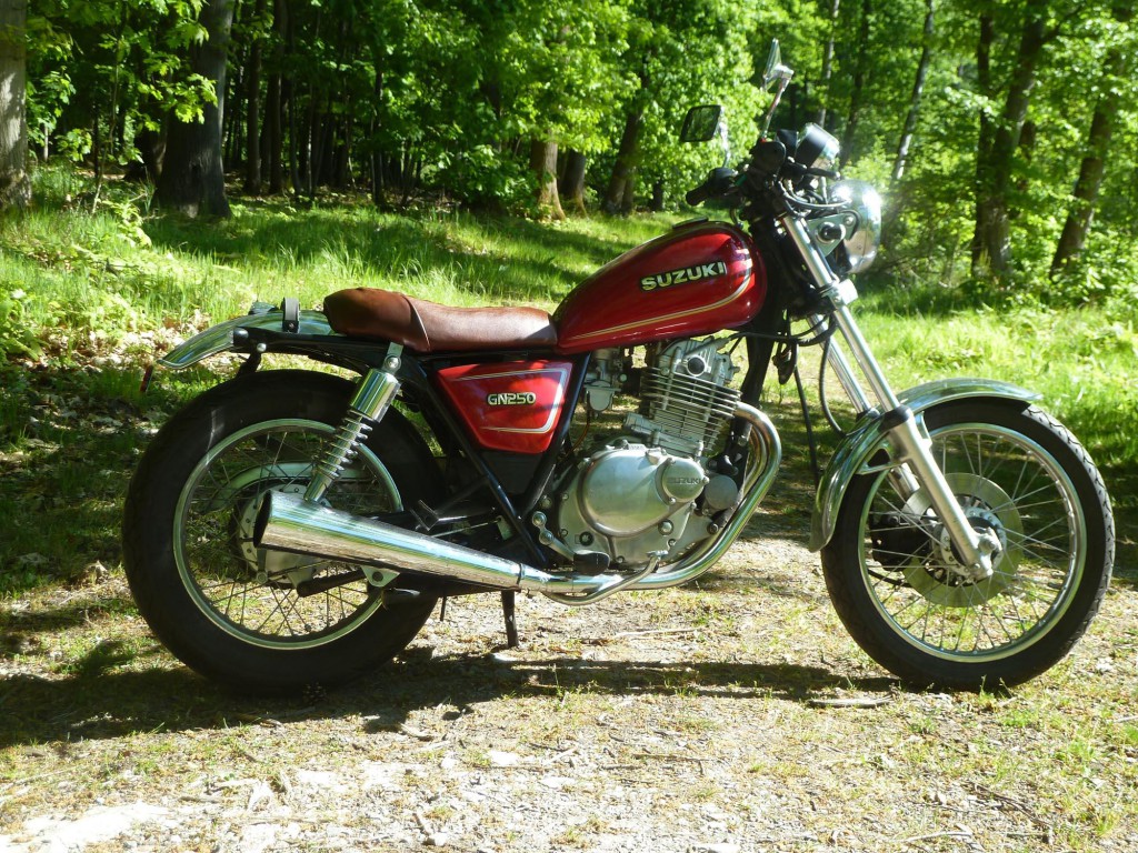 GN 250 (b08) loRes.JPG